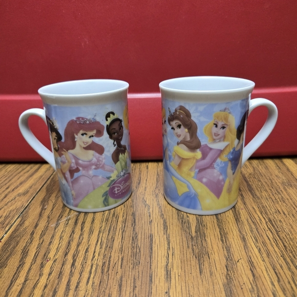 2 Disney Princess Mugs. - Picture 1 of 4